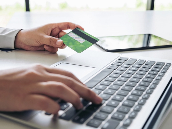 18650鋰電池、聚合物鋰電池等鋰電池長充可能導致過充